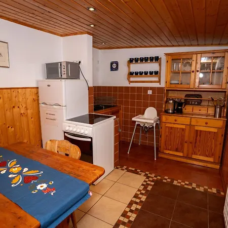 & * Szilvásvárad